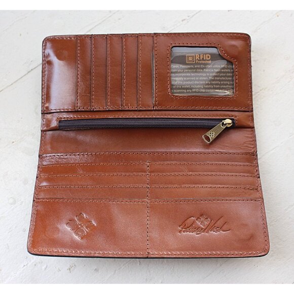 NEW - Patricia Nash Valentia Hand Tooled Leather RFID Clutch Wallet in Tan - Picture 3 of 8